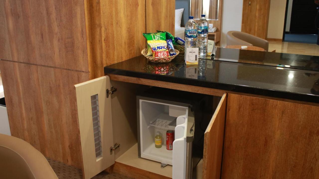 Beverly Hotel Batam Nagoya Dış mekan fotoğraf
