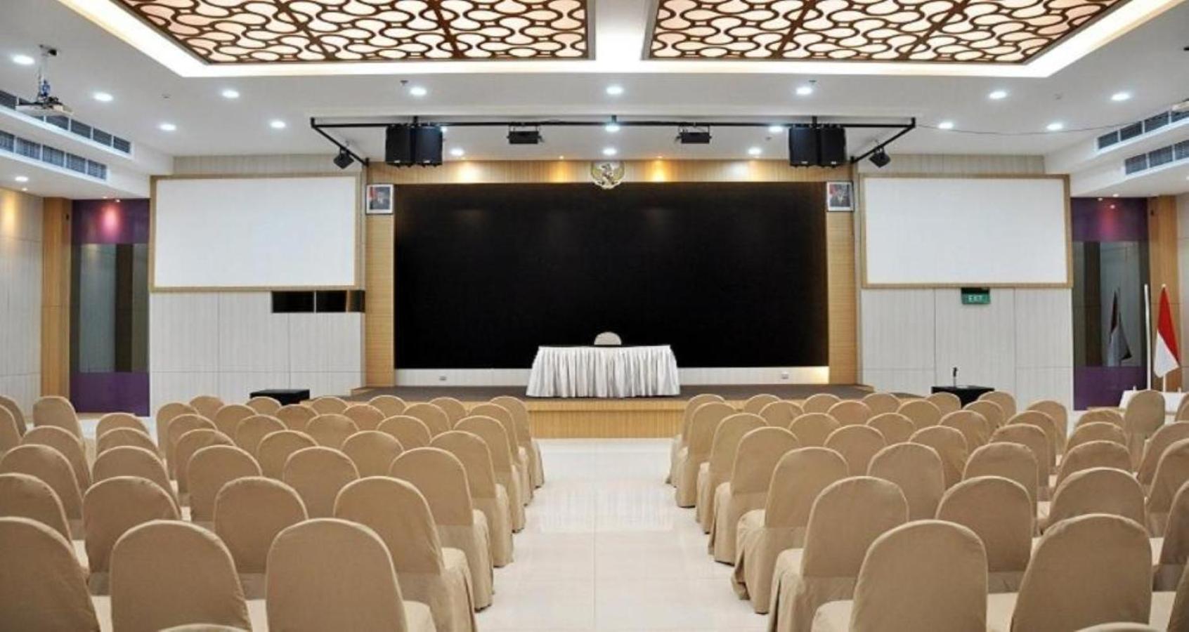 Beverly Hotel Batam Nagoya Dış mekan fotoğraf